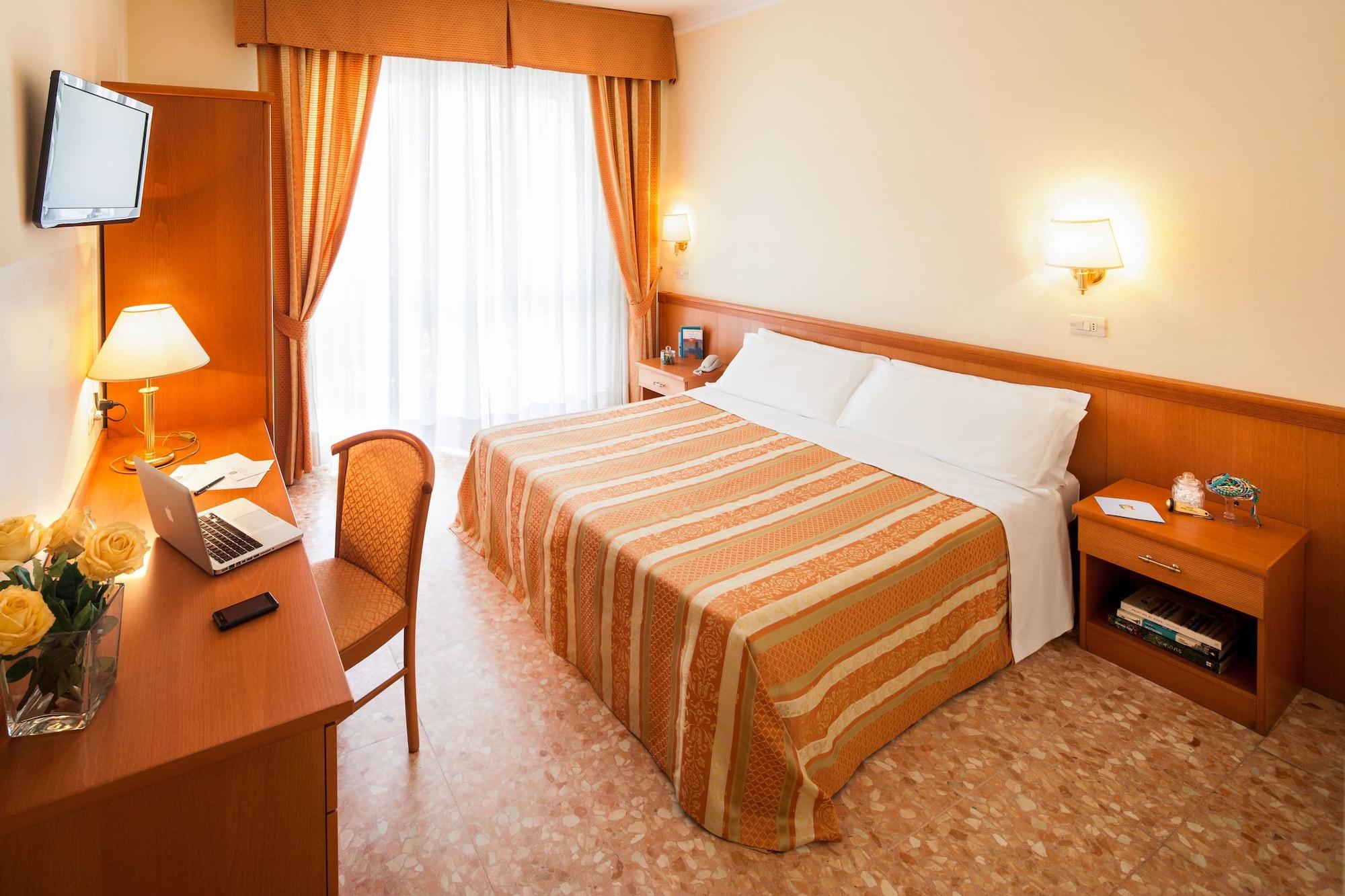 Hotel Curtis Centrale 阿拉西奥 外观 照片