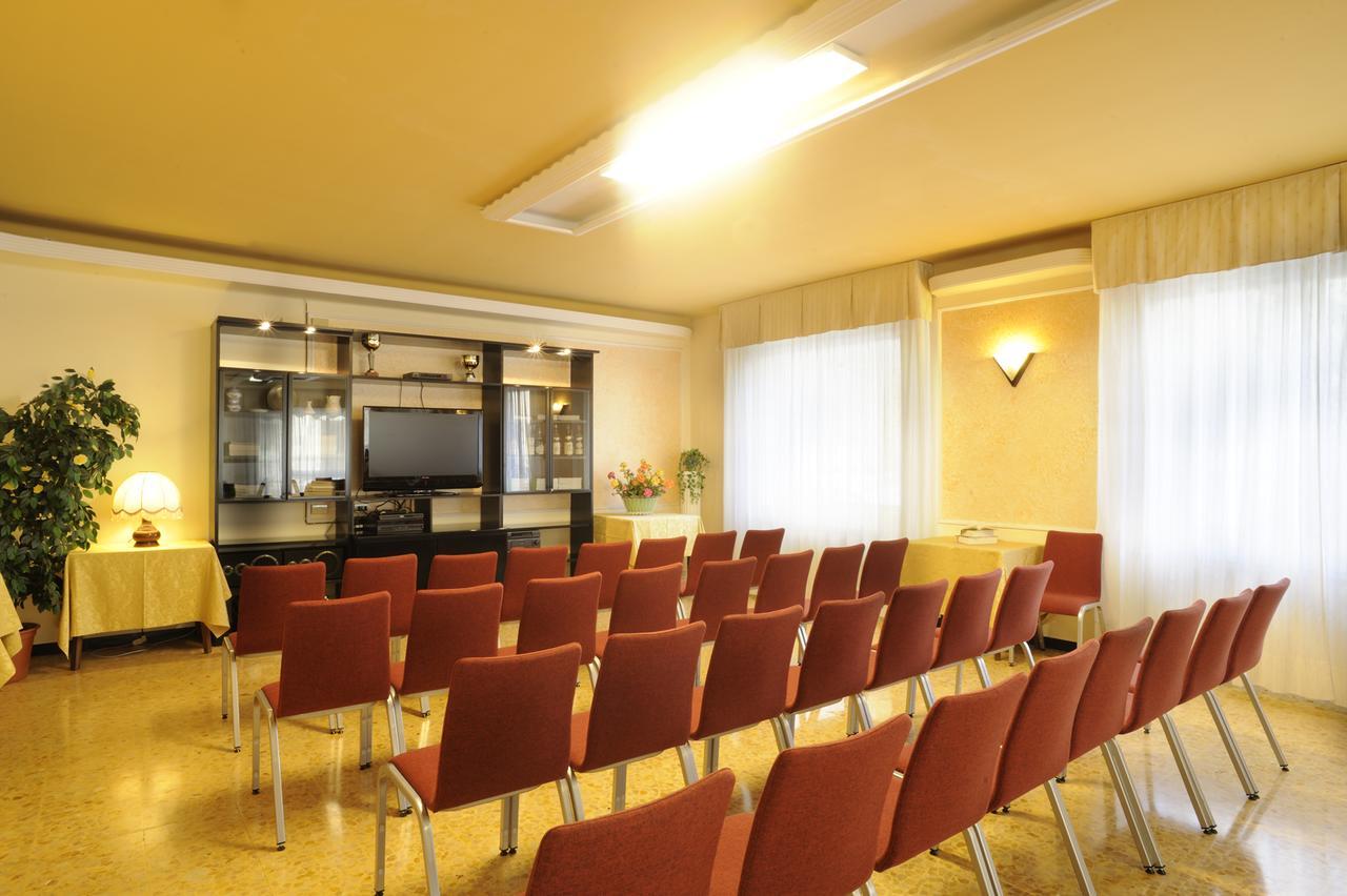Hotel Curtis Centrale 阿拉西奥 外观 照片