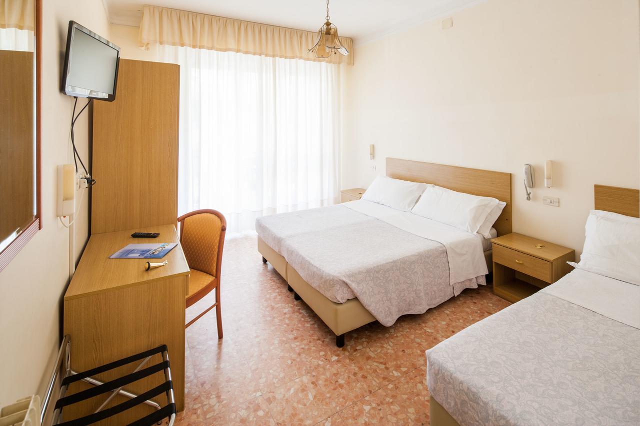 Hotel Curtis Centrale 阿拉西奥 客房 照片